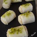 Petits gâteaux marocains à la pâte d'amande et à la fleur d'oranger