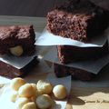 Brownies à la banane et aux noix de macadam, sans gluten et sans lactose