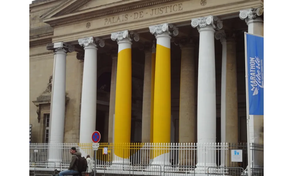 PATRIMOINE VISUELLEMENT VANDALISÉ: Le Millénaire de quand? Le Millénaire de quoi?