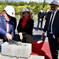 UNE PREMIÈRE PIERRE PRÉCÉDÉE ET SUIVIE DE BEAUCOUP D’AUTRES.