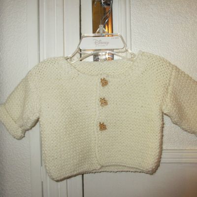 Gilet à escargots pour une naissance