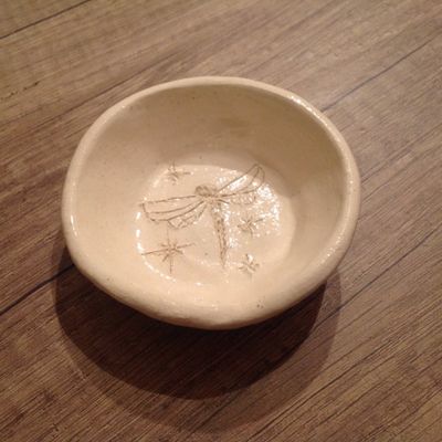 des bidouilles en argile (grès blanc et émail)