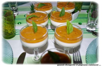 PANNA COTTA A LA VANILLE ET COMPOTEE DE MIRABELLES