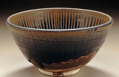Bowl (Wan) with Stripes, Yuan dynasty 