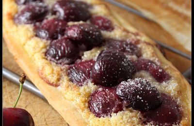 Pizza aux cerises.