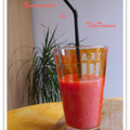 Smoothie rose…les premières fraises de 2012 !