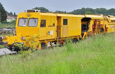 Machine de chantier MATISA de retour à Belfort, en zone chantier SNCF 2023 !