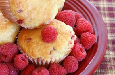 Muffins à la crème et aux framboises