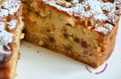 GÂTEAU CHOCOLAT BLANC, RICOTTA, POMMES & FRUITS CONFITS ou un gâteau confetti très moelleux