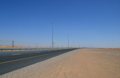 Traversee du desert entre Abu Dhabi et Al Ain et Jabel Hafeet