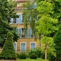 Avec vue sur les Jardins Debrousse