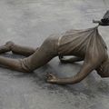 SCULPTURES BIZARRES DANS LE MONDE!!!!!!!