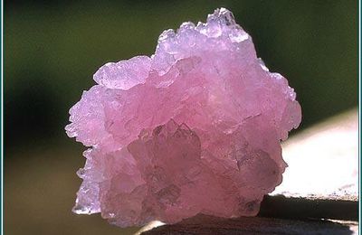 Quartz rose