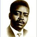  Félix Moumié : Un martyr de la révolution et du nationalisme camerounais 