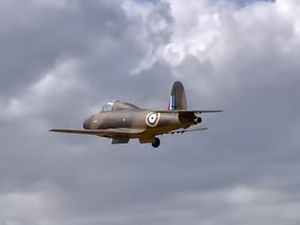 Le Gloster 28/39, un des premiers jet anglais.