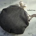 VENDUE - Pochette chic & sobre grise