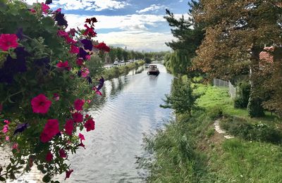 toujours en vélo ...