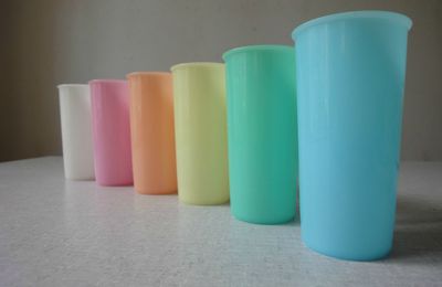 Lot de six gobelets Tupperware pastels - VENDUS