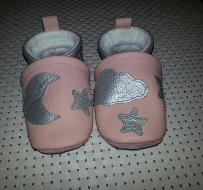 encore des p'tits chaussons!!