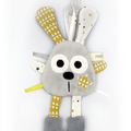 Doudou lapin attache tétine gris blanc jaune