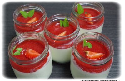 PANNA COTTA A LA VANILLE, COULIS DE FRAISE AU BASILIC