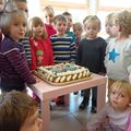 le 30 septembre, c'est Kélya qui a 4 ans. Accompagnée de son grand frère Enzo, ses yeux pétillent devant la Reine des Neiges;HUM