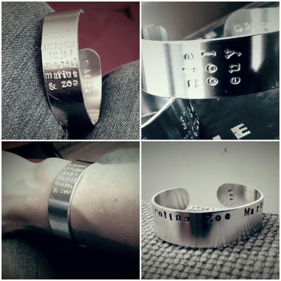 Bracelets gravés beaux !