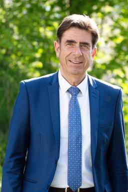 EDITORIAL DE CHARLES ANGE GINESY PRESIDENT DU DEPARTEMENT DES ALPES-MATITIMES 