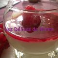 Panna Cotta à la vanille, coulis de framboises