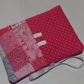 Pochette protection / housse / étui téléphone portable et écouteurs rose fushia grily pink