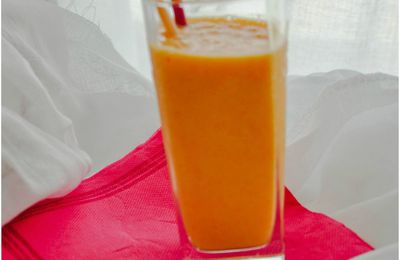 Smoothie très très orange {mangue, orange, carotte}