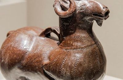 Glazed earthenware goat zun, Jin Dynasty, 3rd-4th century