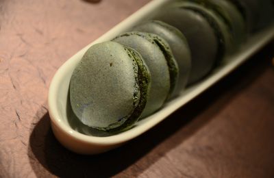 Macarons à la tapenade