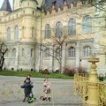 Promenade avec les enfants dans le Varosliget