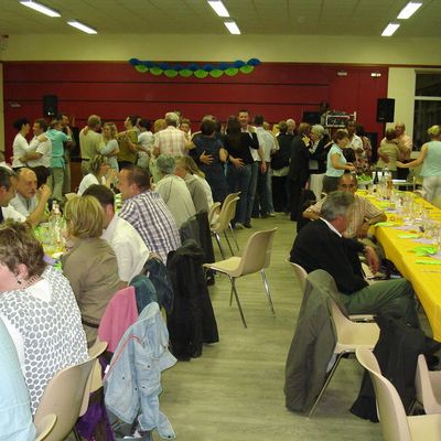 SAMEDI 22 MAI REPAS ET SOIREE DANSANTE