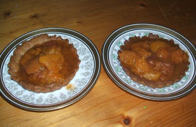 Tartelettes à la compote d'abricot & crème à la lavande