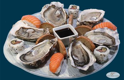 Assiette Terre et Mer toute en saveurs ; Huîtres, sushis, makis et vin blanc sec de Jurançon