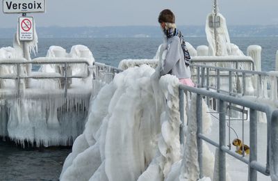 Tempête sur le Léman : le quai de Versoix