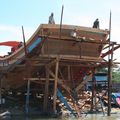 Chantier de construction en bois à Nha Trang: La relève de Loulou Vallée est assurée