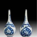 A Pair Of Chinese Blue And White Porcelain Rosewater Sprinklers, Qing Dynasty, Kangxi Period (1662-1722)