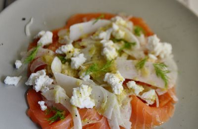 Salade au saumon fumé, fenouil et ricotta