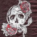 dessin tête de mort , roses 