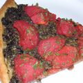 Envie de soleil avec une petite tarte tapenade et tomates 