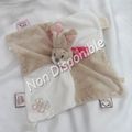 Doudou Peluche Plat Lapin Oscarine Beige Rose Blanc Echarpe Fleur Noukie's