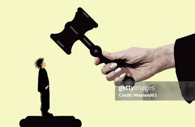Un père risque de perdre l'autorité parentale dans une procédure hors-sol : un cas d'école des tribunaux des familles
