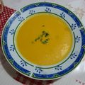 Velouté de butternut, pommes de terre et StMôret