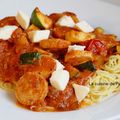 Nouilles au boudin de Rethel et sauce tomate courgette poivron