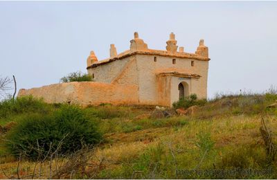 ~~ AU PAYS DES KOUBBAS ~~