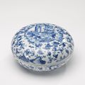 A blue and white circular box and cover, Qing Dynasty, Kangxi Period with apocryphal six-character Chenghua mark
