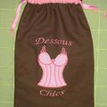 Pochettes pour dessous chics